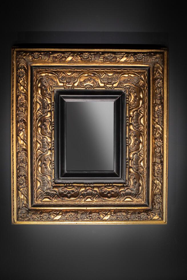 Versailles 2 - Mirror
